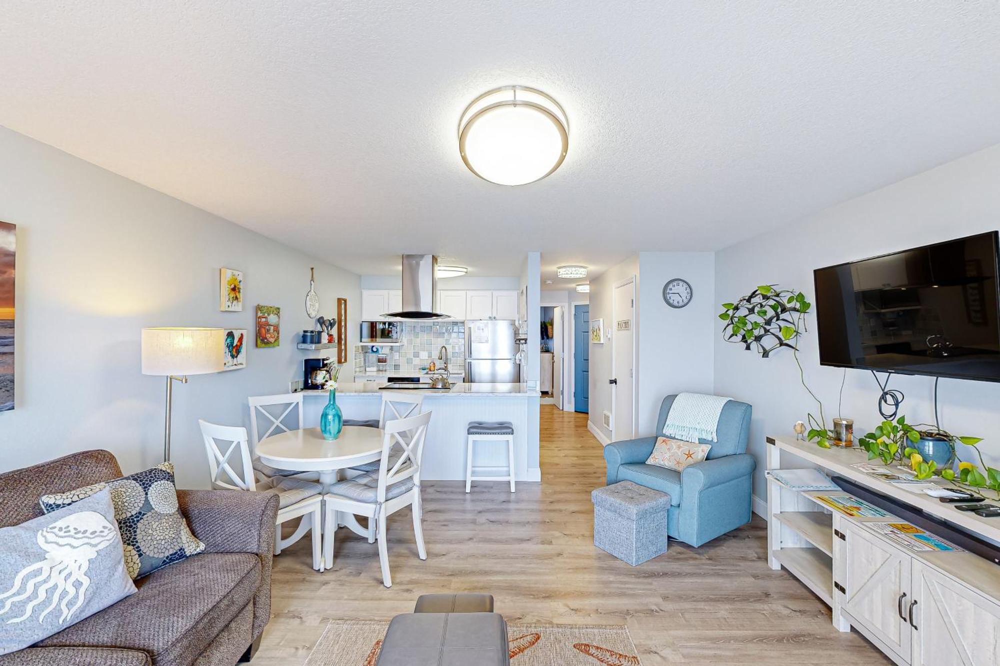 ​Rock Creek Inn Vacation Condos Rockaway Beach Room photo