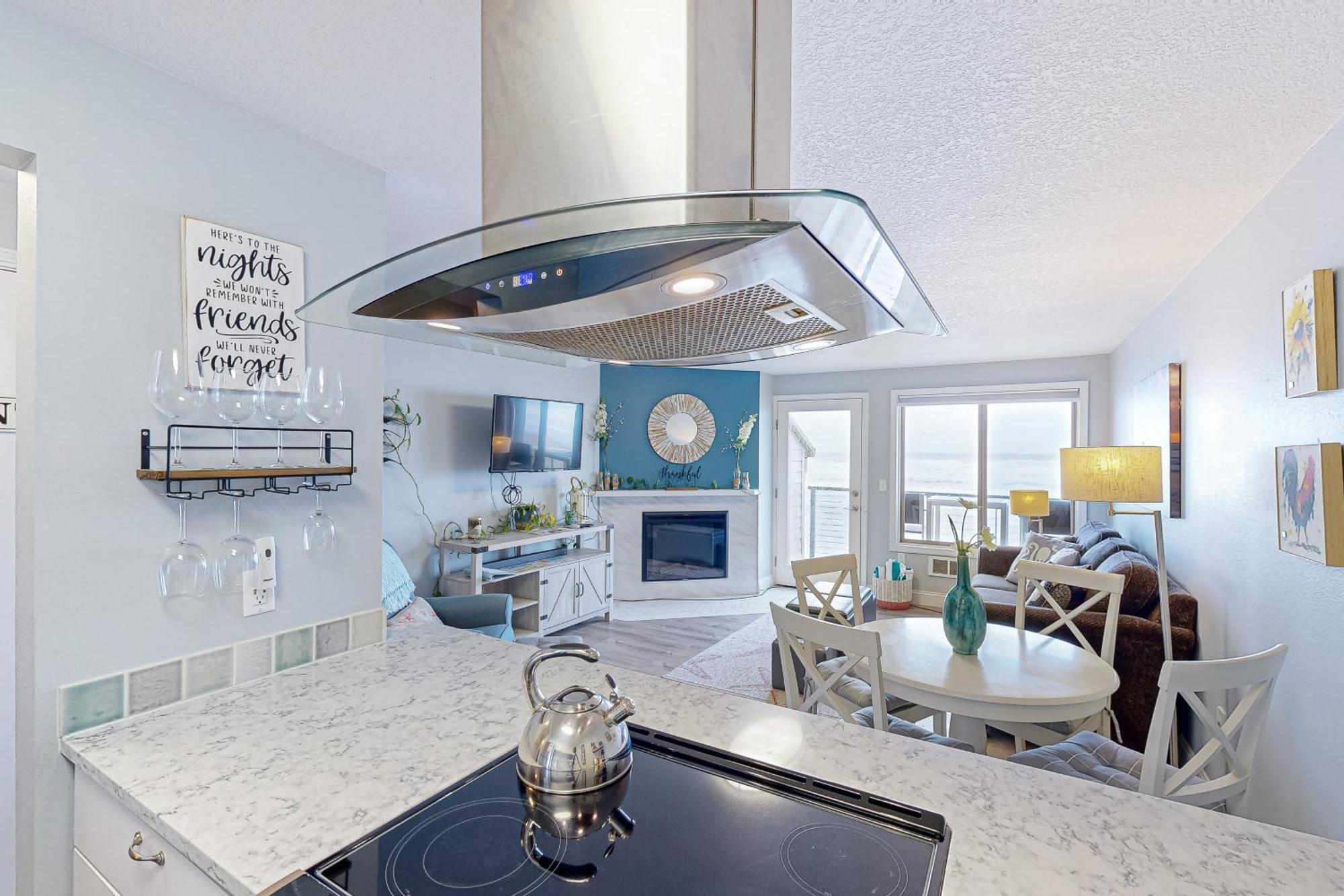 ​Rock Creek Inn Vacation Condos Rockaway Beach Room photo